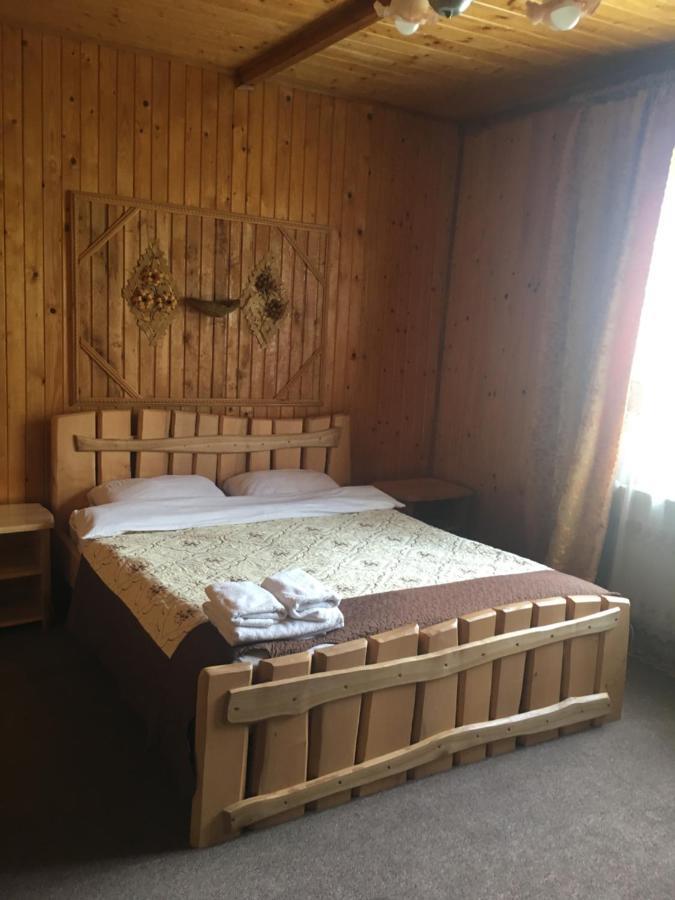 Guest House Zatishniy Dvir Γιαρέμτσε Εξωτερικό φωτογραφία